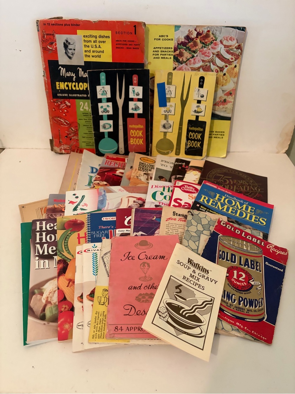 Vintage 30+ Miscellaneous Cookbooks & Booklets Large Lot Recipe Cook Book